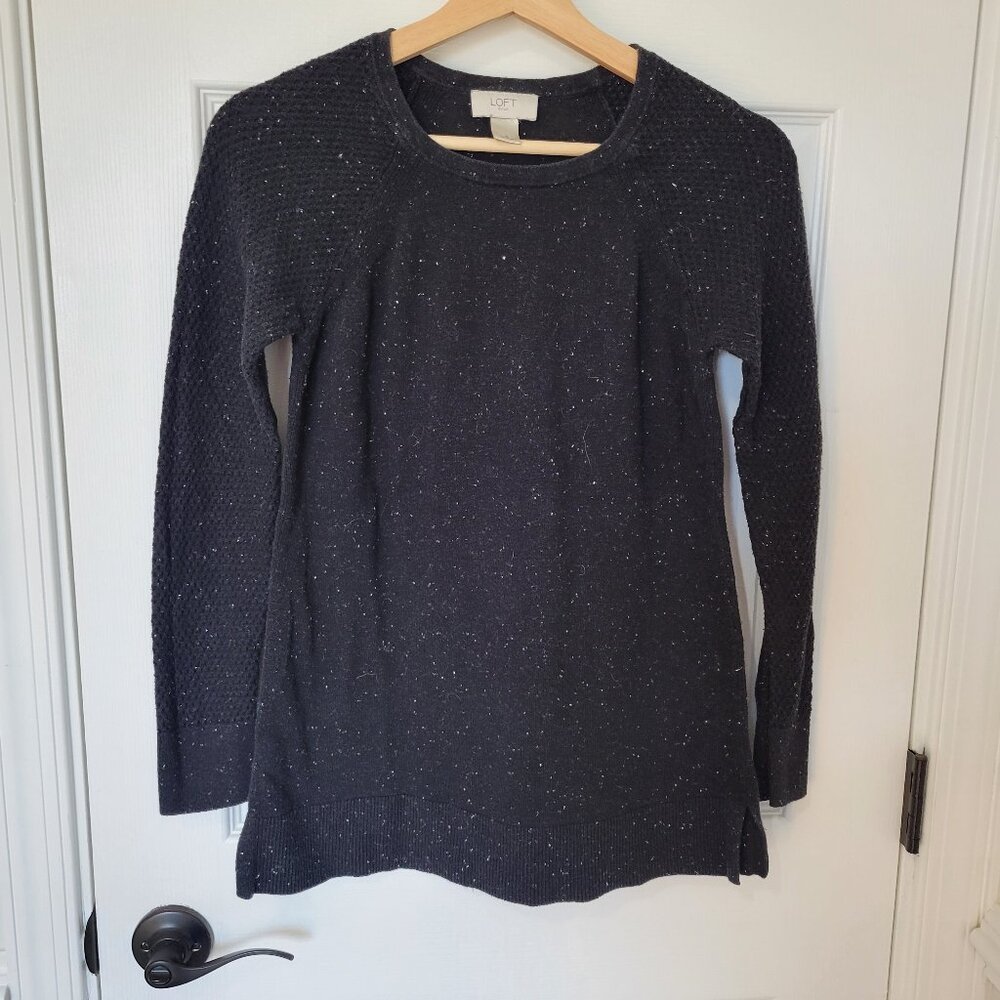 Loft Outlet Flecked Black Sweater size small